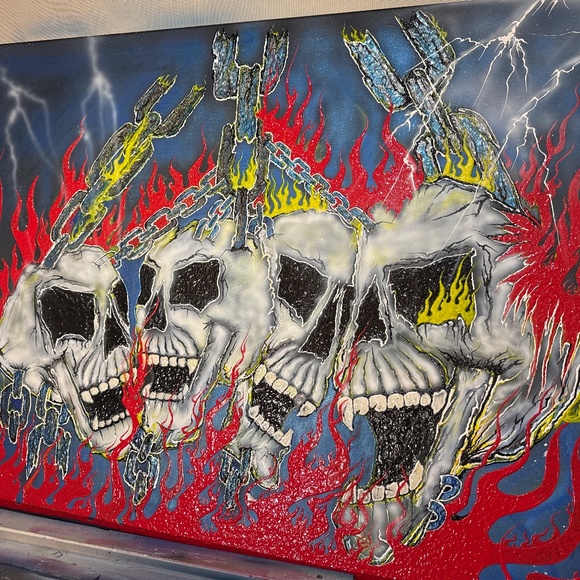 Chain, flames & skull painting